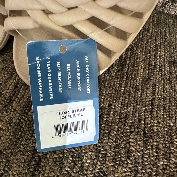 Okabashi Venice Women's Sandals Toffee color. Size ML (8-9) NWT - Picture 9 of 9